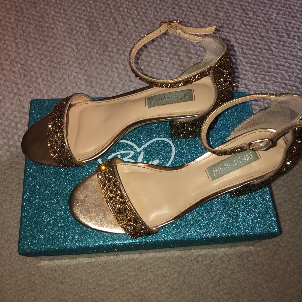 Betsey Johnson Gold Wedges